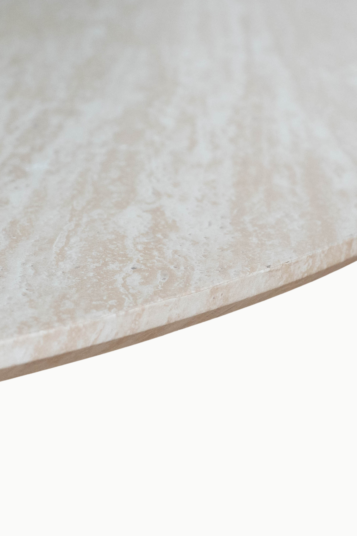 TABLE A MANGER PILLARD RONDE 4