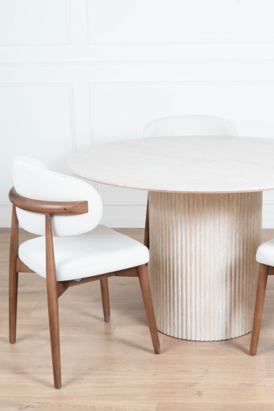 TABLE A MANGER PILLARD RONDE 1